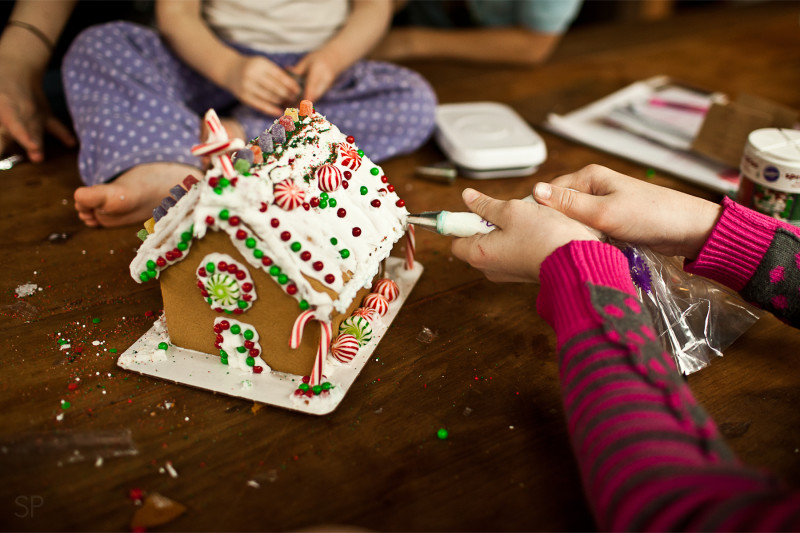 Gingerbread House SHILOH PHOTOGRAPHY 7